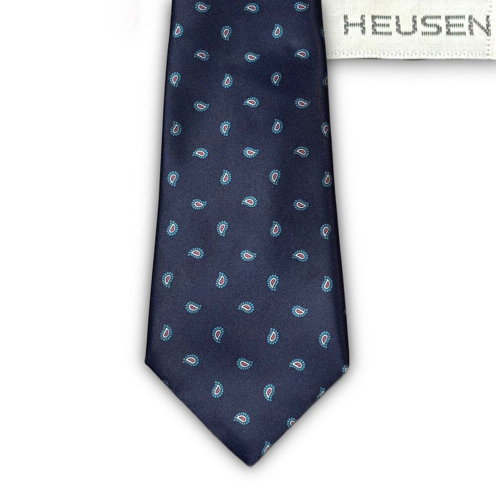 Vintage Van Heusen Paisley Tie
